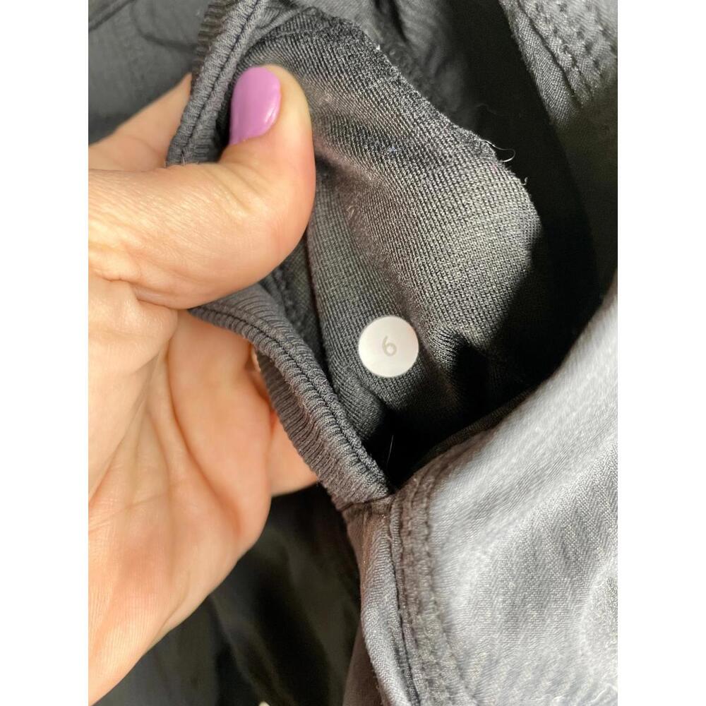 Lululemon Pants Women's Studio Crop Pockets Elastic Waist Drawstring - Size 6 - Picture 4 of 5